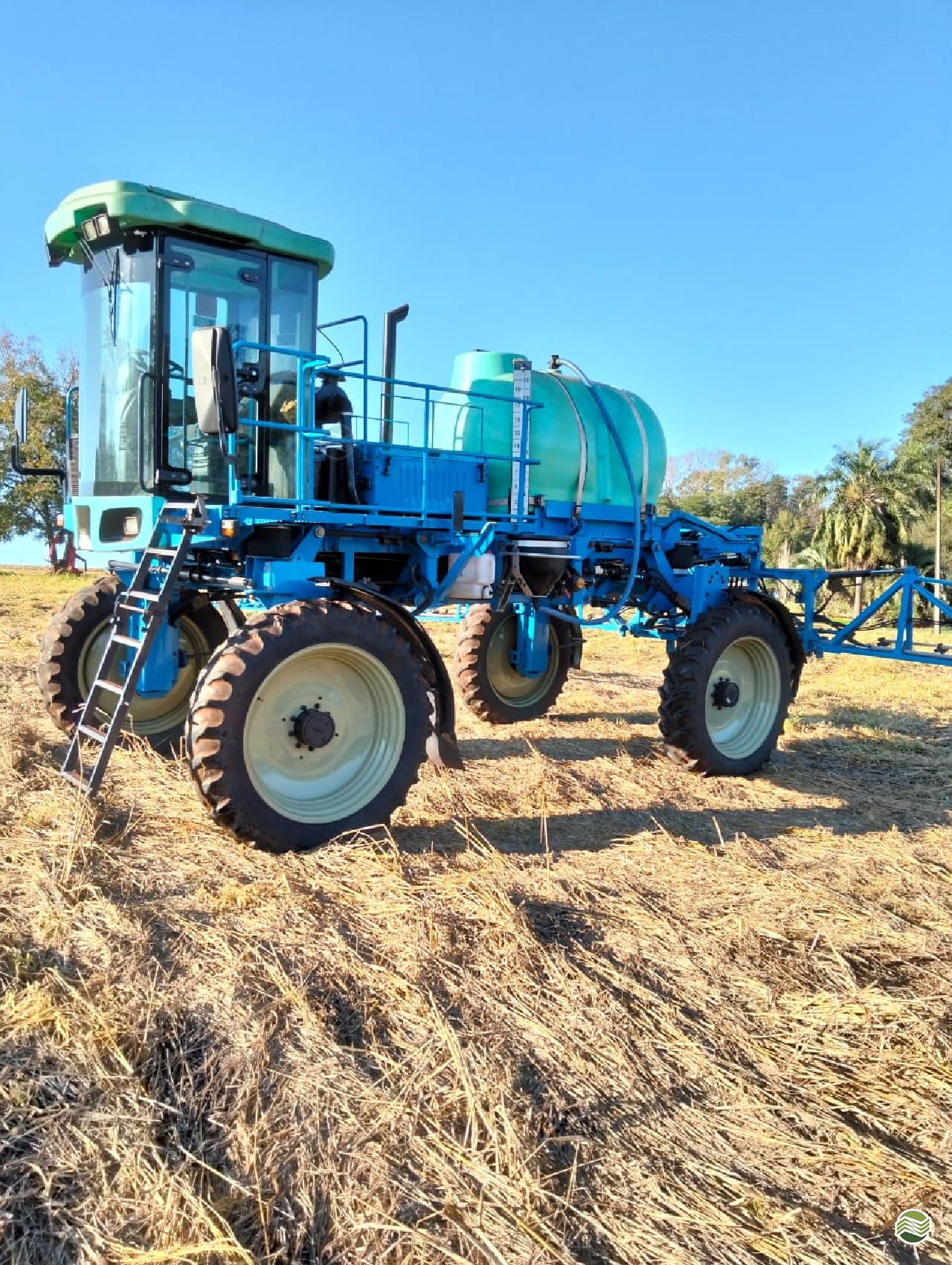 PULVERIZADOR MONTANA BOXER 2000 Tração 4x4 Rural Vendas® TERRA ROXA PARANÁ PR