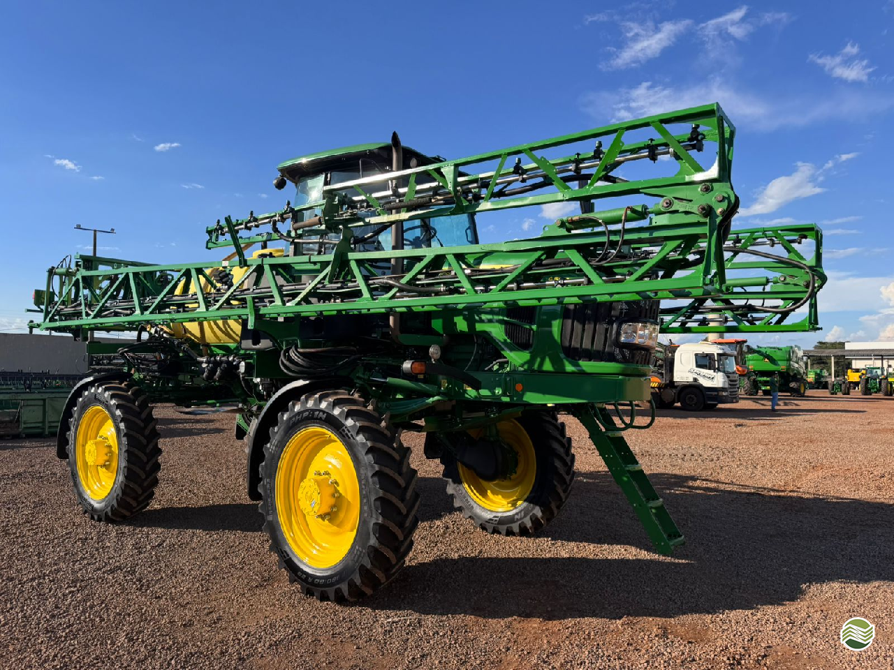 PULVERIZADOR JOHN DEERE JOHN DEERE 4630 Tração 4x2 Rural Vendas® TERRA ROXA PARANÁ PR
