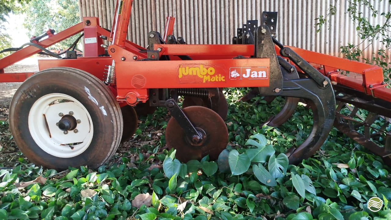 IMPLEMENTOS AGRICOLAS SUBSOLADOR 7 HASTES Rural Vendas® TERRA ROXA PARANÁ PR