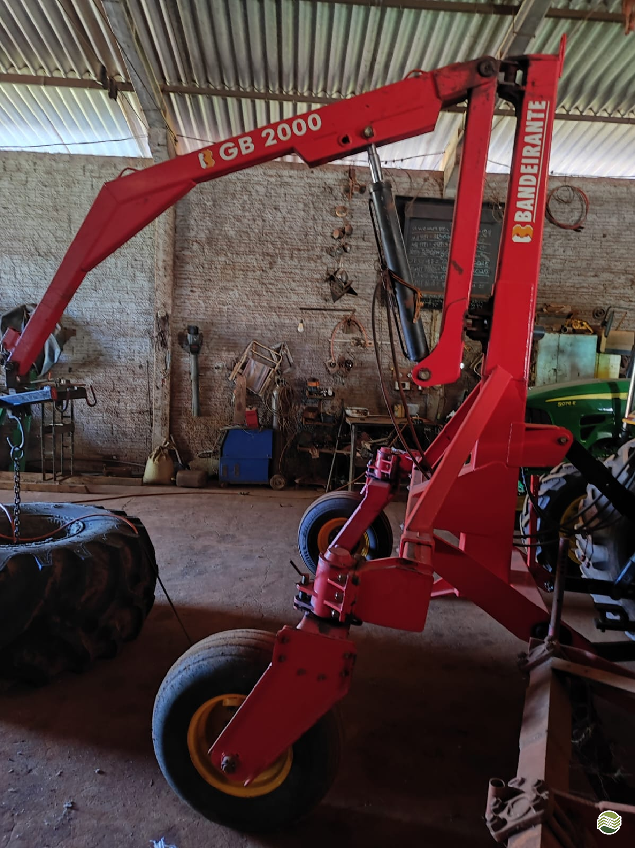 IMPLEMENTOS AGRICOLAS GUINCHO GUINCHO 1000 Kg Rural Vendas® TERRA ROXA PARANÁ PR