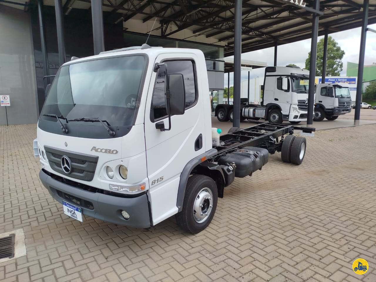 CAMINHAO MERCEDES-BENZ MB 815 Chassis 3/4 4x2 Ingá Veículos - Mercedes Benz Matriz MARINGA PARANÁ PR