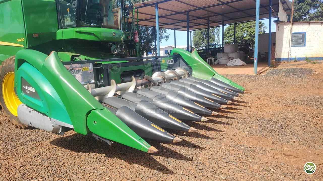 PLATAFORMA COLHEITADEIRA GreenSystem PL1010BM Rural Multimarcas ARAGUARI MINAS GERAIS MG