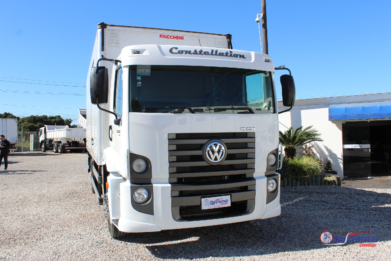 CAMINHAO VOLKSWAGEN VW 15190 Baú Furgão Toco 4x2 São Cristóvão Caminhões SAO JOSE SANTA CATARINA SC