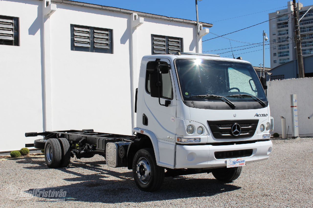 CAMINHAO MERCEDES-BENZ MB 815 Chassis 3/4 4x2 São Cristóvão Caminhões SAO JOSE SANTA CATARINA SC