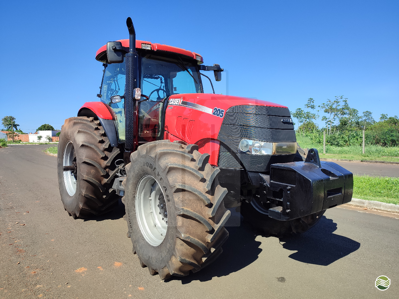 TRATOR CASE PUMA 205 Tração 4x4 Tratortan TANGARA DA SERRA MATO GROSSO MT