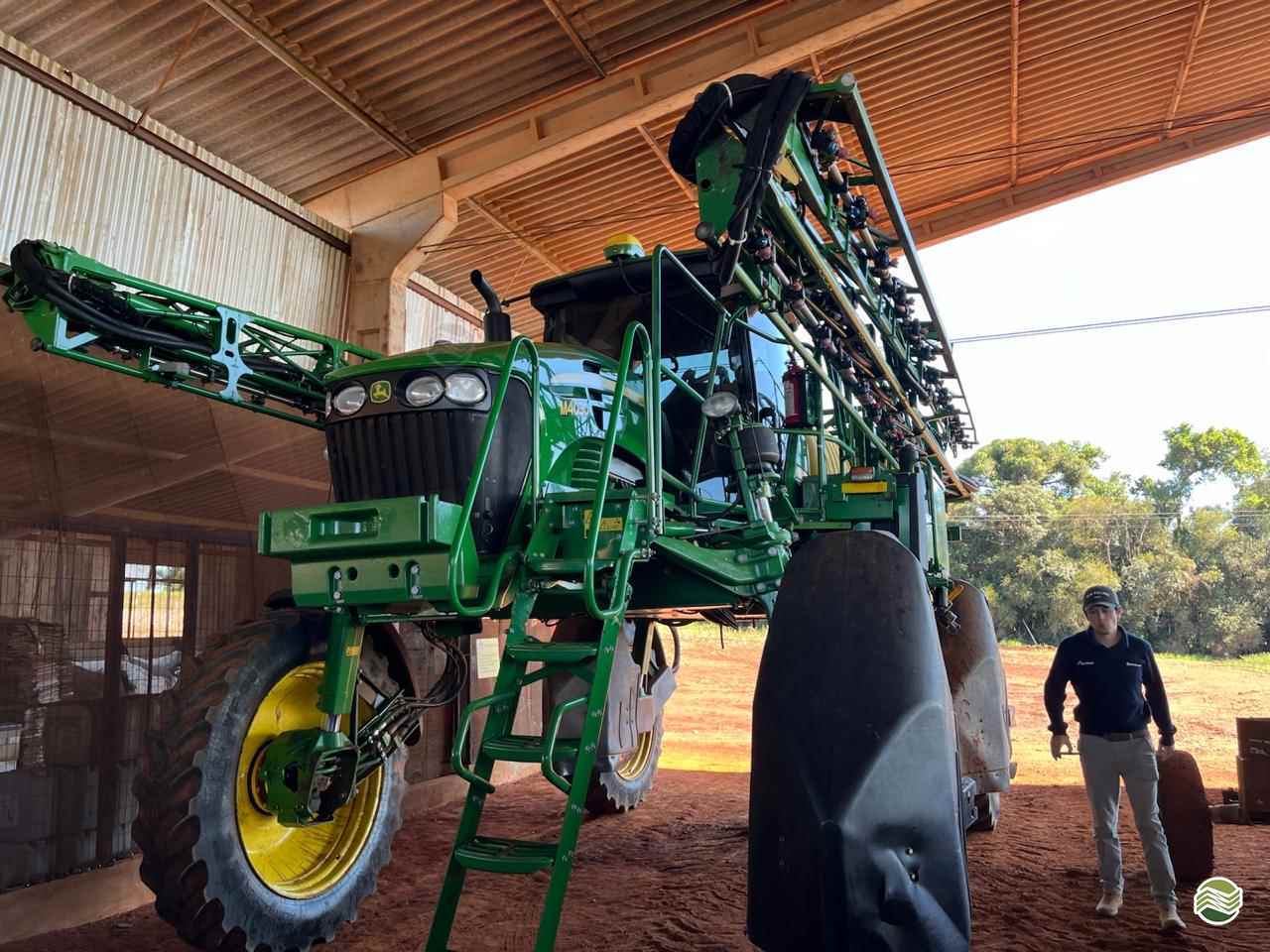 PULVERIZADOR JOHN DEERE JOHN DEERE M4030 Tração 4x4 Pedrinho Tratores CASTRO PARANÁ PR