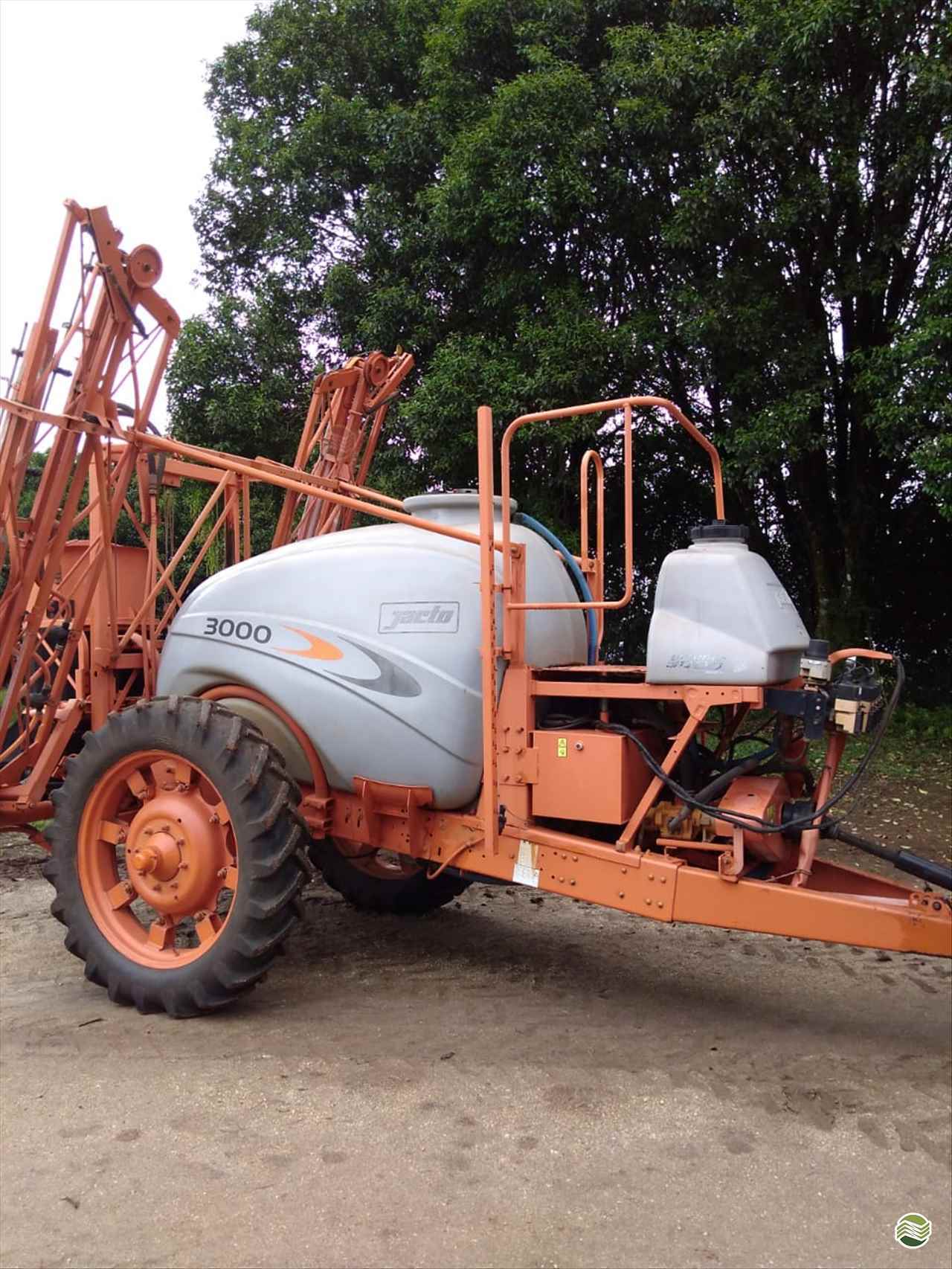 PULVERIZADOR JACTO ADVANCE 3000 AM18 Arrasto Pedrinho Tratores CASTRO PARANÁ PR