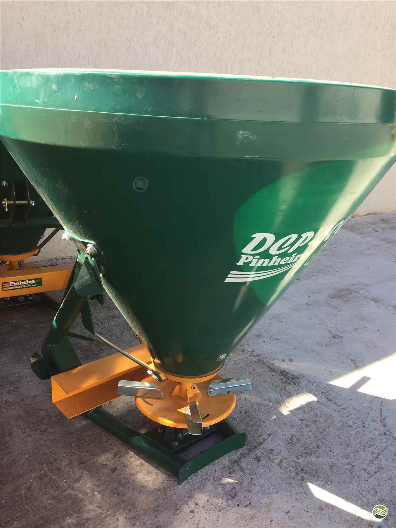 IMPLEMENTOS AGRICOLAS DISTRIBUIDOR FERTILIZANTES DISCO Rimap  CAMPO LARGO PARANÁ PR