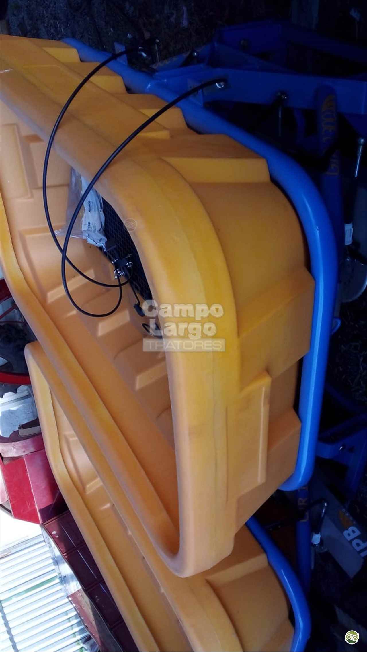 IMPLEMENTOS AGRICOLAS DISTRIBUIDOR FERTILIZANTES DISCO DUPLO Campo Largo Tratores CAMPO LARGO PARANÁ PR
