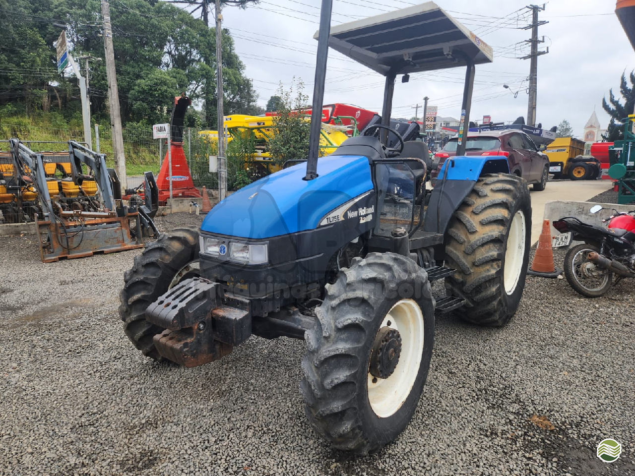 TRATOR NEW HOLLAND NEW TL 75 Tração 4x4 Sabiá Máquinas Agrícolas IRATI PARANÁ PR