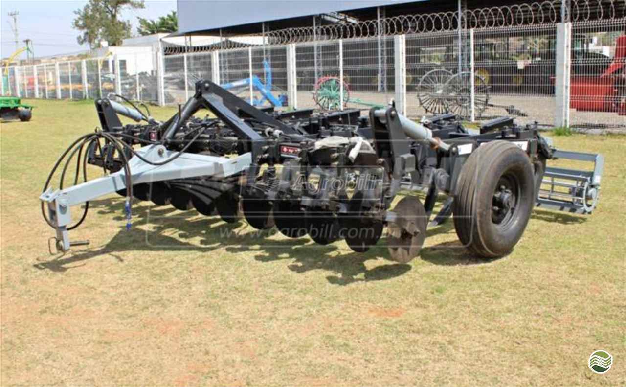 IMPLEMENTOS AGRICOLAS SUBSOLADOR 11 HASTES AGROBILL Tratores & Implementos Agrícolas SALTINHO SÃO PAULO SP