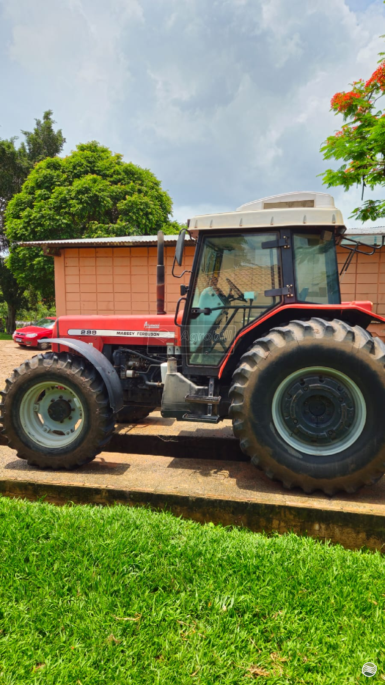 TRATOR MASSEY FERGUSON MF 299 Tração 4x4 AGROBILL Tratores & Implementos Agrícolas SALTINHO SÃO PAULO SP