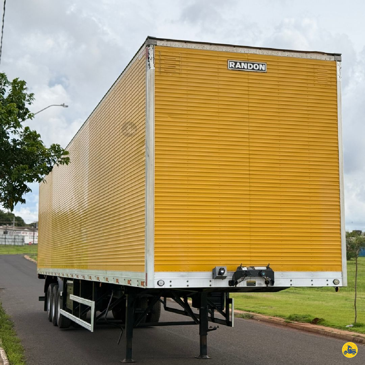 CARRETA SEMI-REBOQUE BAU FURGÃO G10 Seminovos MARINGA PARANÁ PR