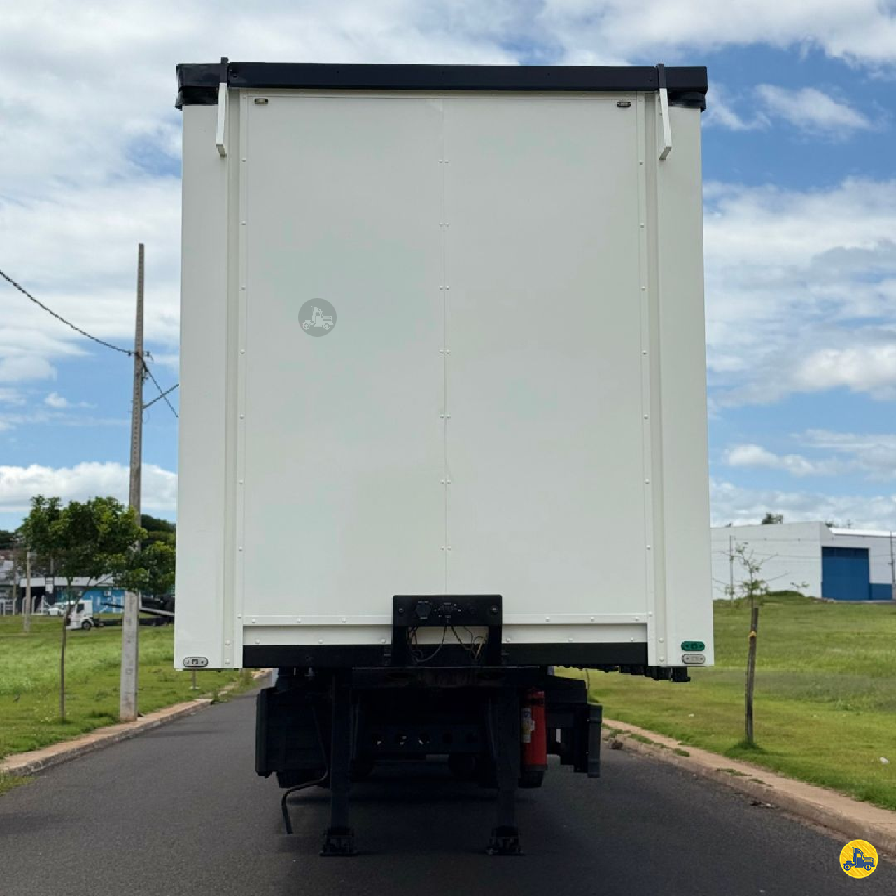 CARRETA SEMI-REBOQUE BAU SIDER Reta G10 Seminovos MARINGA PARANÁ PR