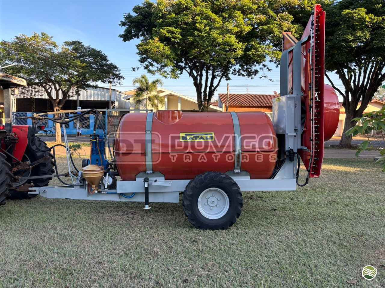 PULVERIZADOR NATALI ALFA 4000 PARA POMARES ALTOS Tração 4x4 Dovigo Tratores ARTUR NOGUEIRA SÃO PAULO SP