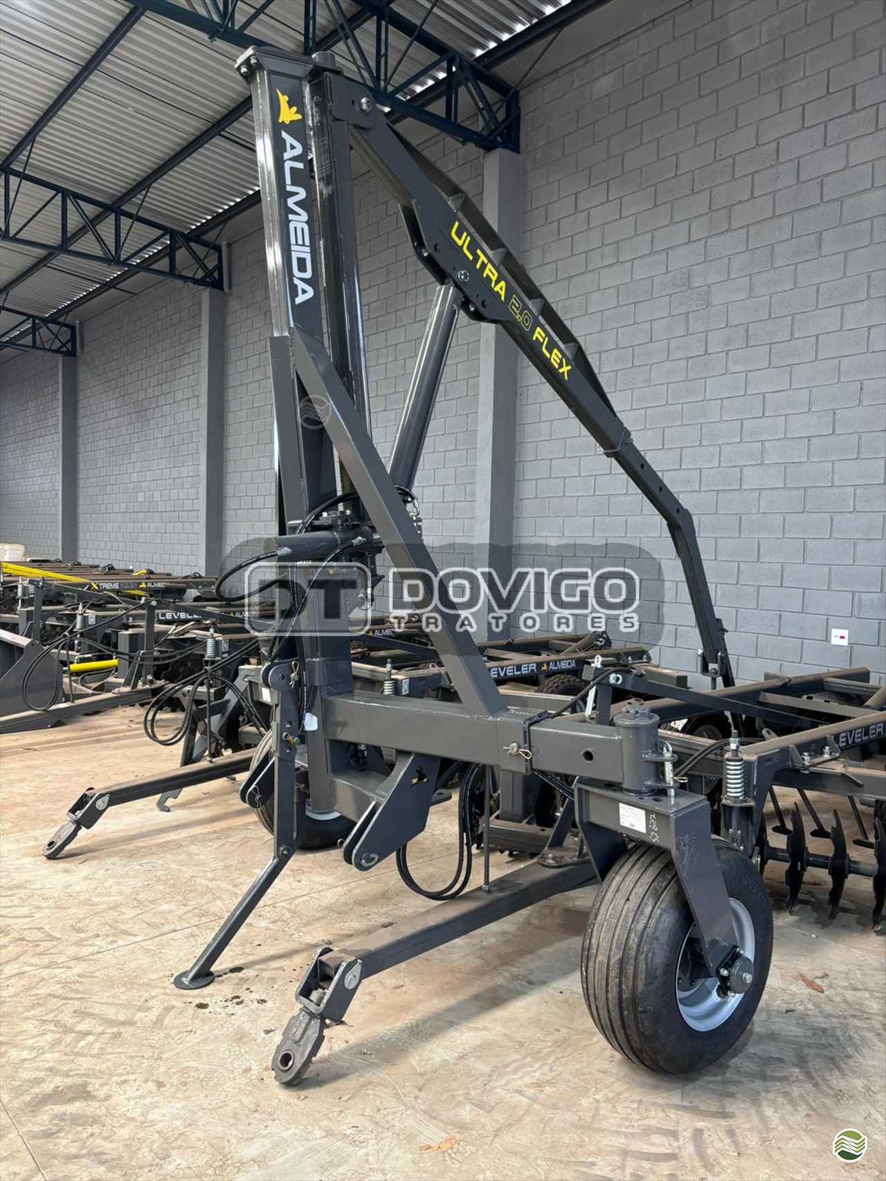 IMPLEMENTOS AGRICOLAS GUINCHO BIG BAG GUINCHO 2000 Kg Dovigo Tratores ARTUR NOGUEIRA SÃO PAULO SP
