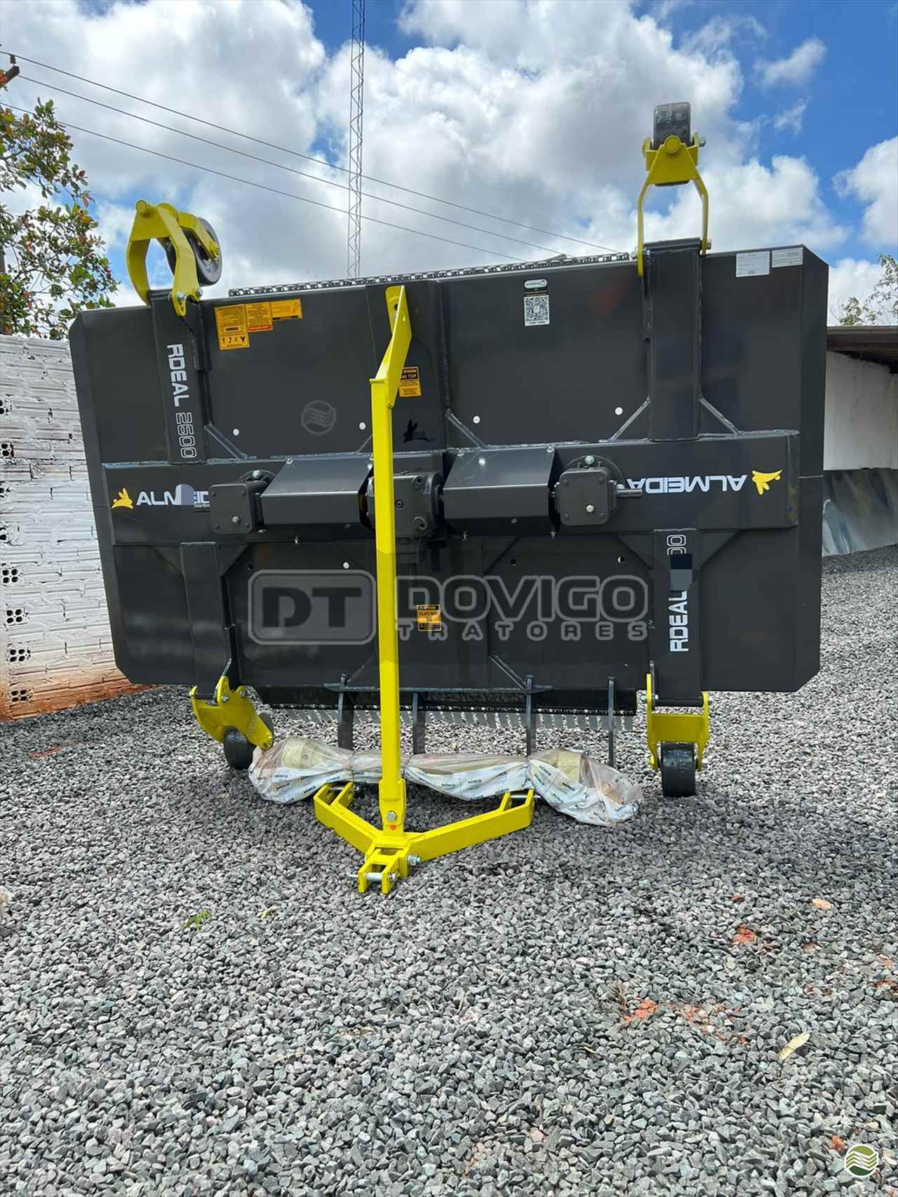 IMPLEMENTOS AGRICOLAS ROCADEIRA ROCADEIRA HIDRÁULICA DUPLA Dovigo Tratores ARTUR NOGUEIRA SÃO PAULO SP
