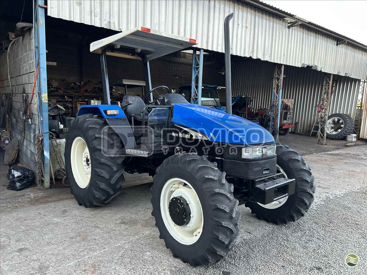 TRATOR NEW HOLLAND NEW TL 75 Tração 4x4 Dovigo Tratores ARTUR NOGUEIRA SÃO PAULO SP