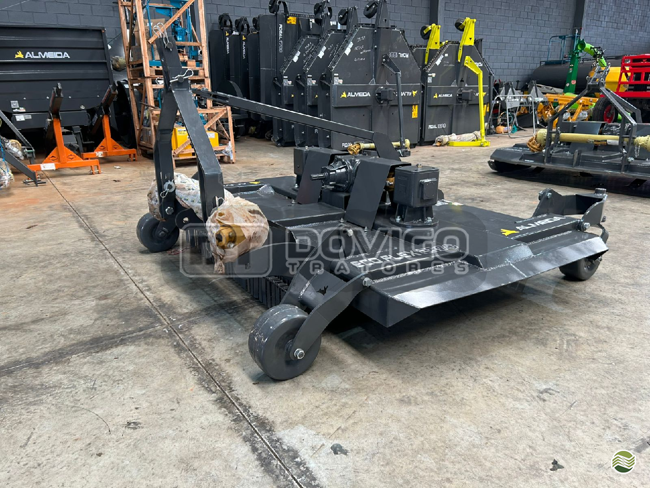 IMPLEMENTOS AGRICOLAS ROCADEIRA ROCADEIRA HIDRÁULICA DUPLA Dovigo Tratores ARTUR NOGUEIRA SÃO PAULO SP