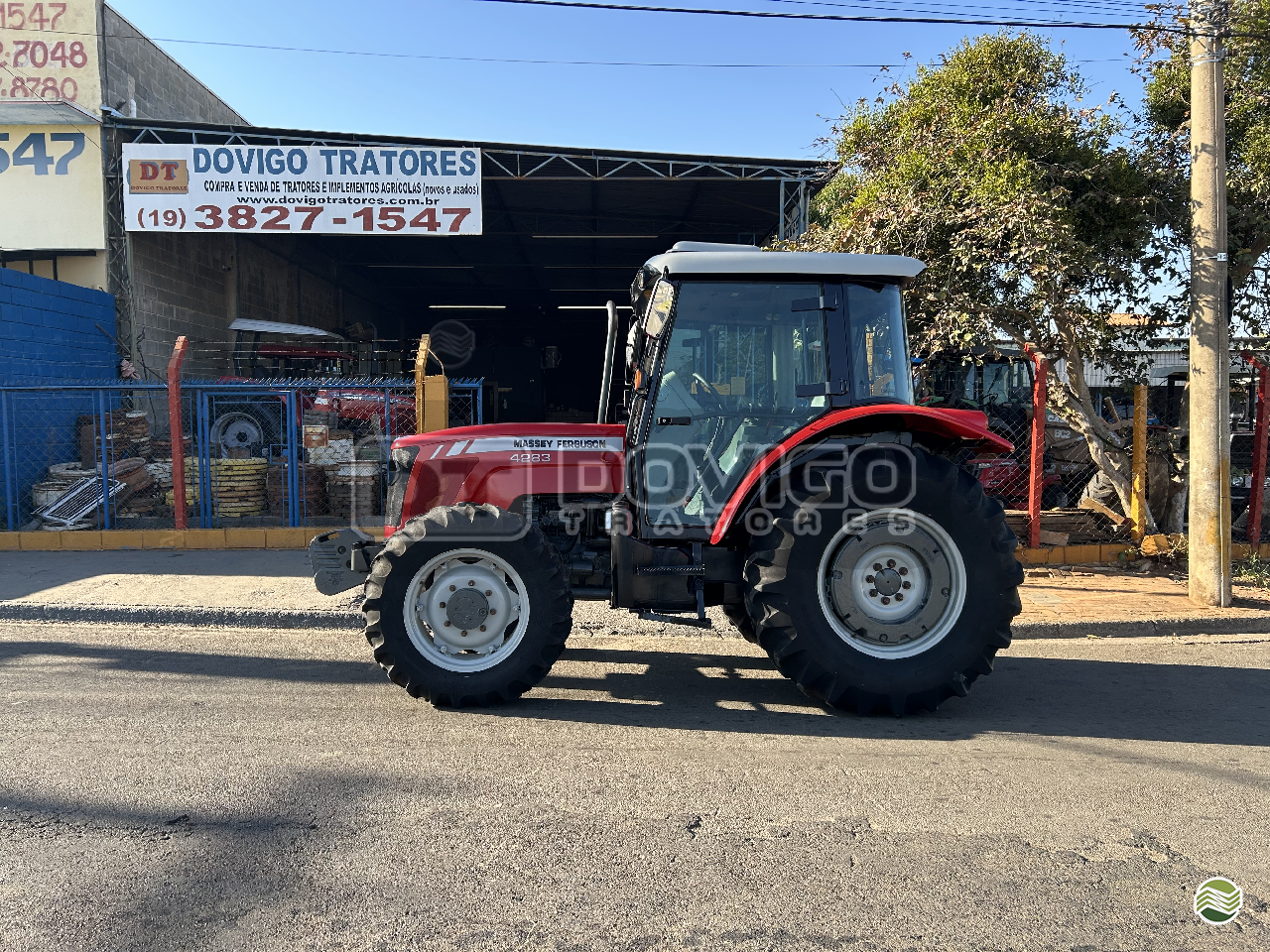 TRATOR MASSEY FERGUSON MF 4283 Tração 4x4 Dovigo Tratores ARTUR NOGUEIRA SÃO PAULO SP
