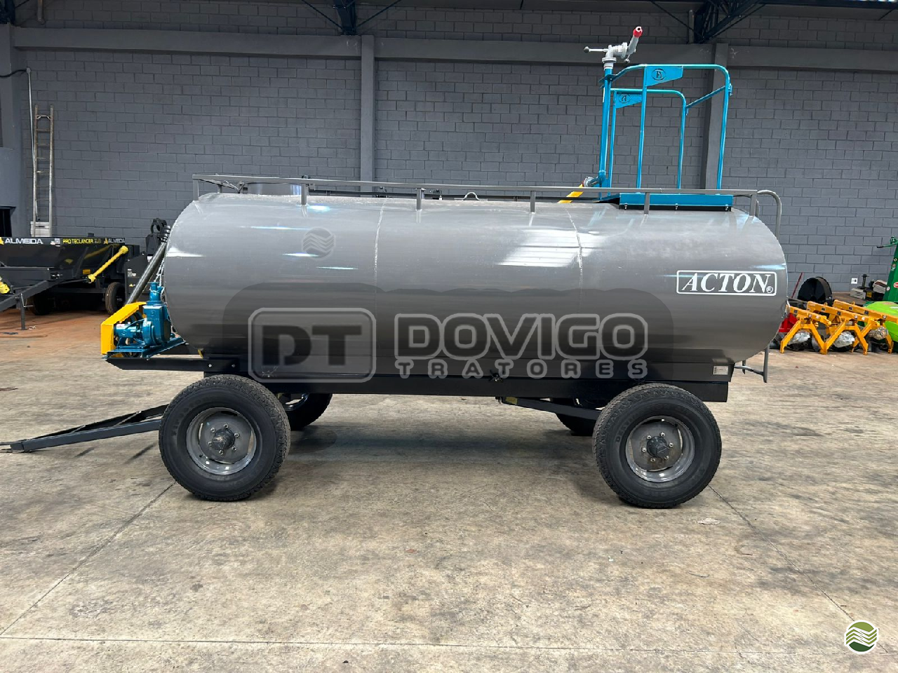 TANQUE 6500 LITROS de Dovigo Tratores