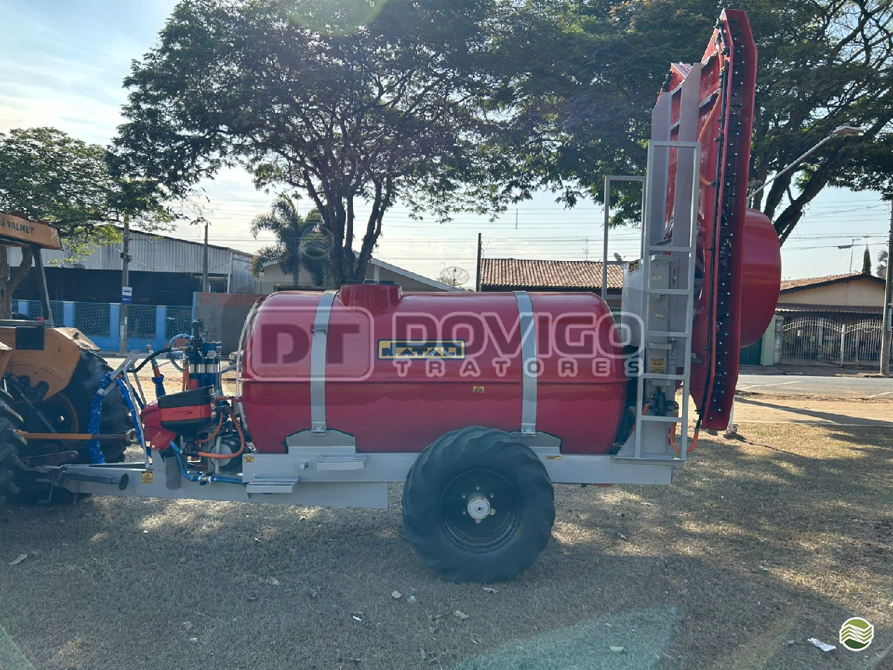 PULVERIZADOR NATALI ALFA 4000 PARA POMARES ALTOS Arrasto Dovigo Tratores ARTUR NOGUEIRA SÃO PAULO SP