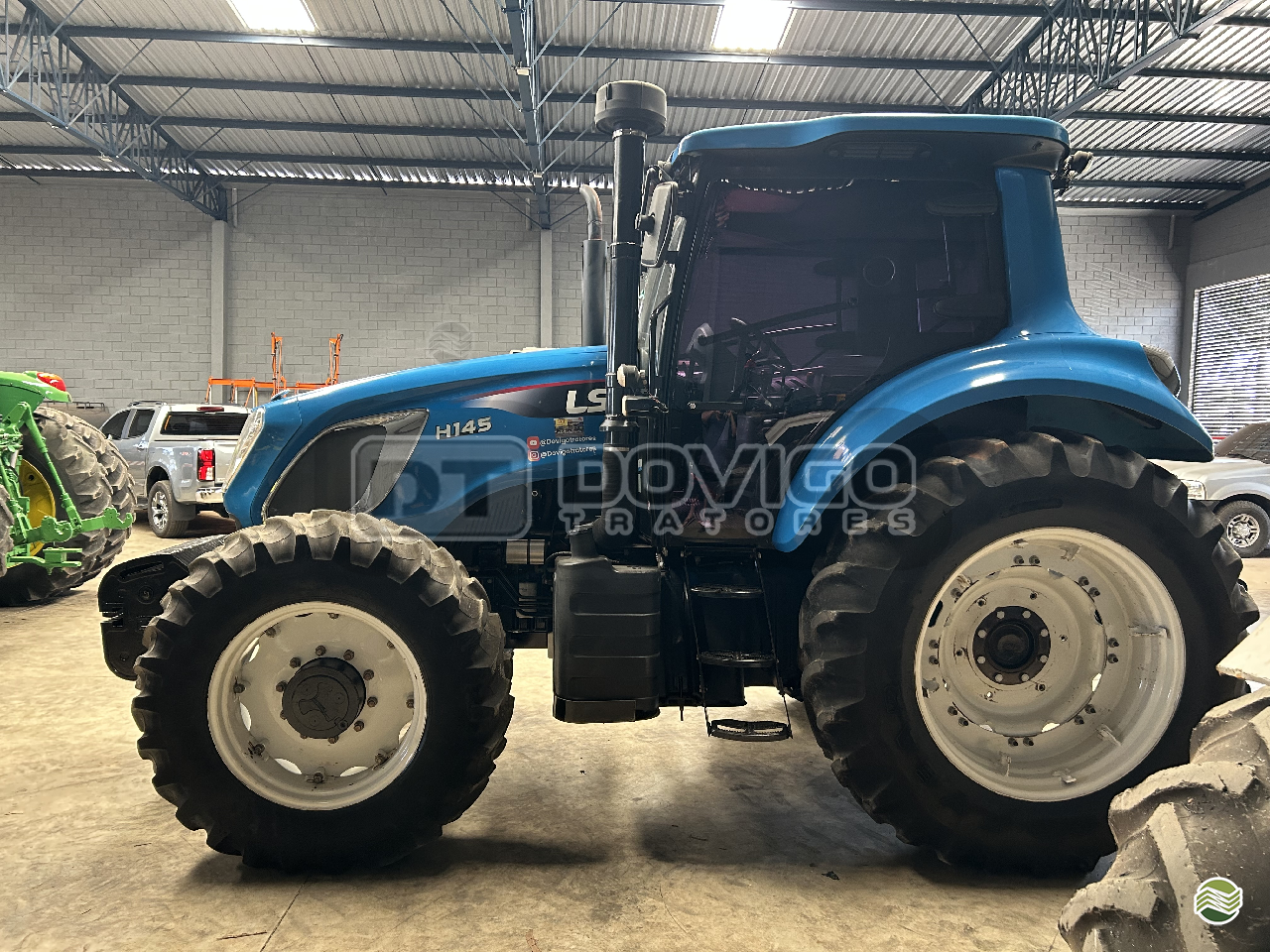 TRATOR LS TRACTOR LS H 145 Tração 4x4 Dovigo Tratores ARTUR NOGUEIRA SÃO PAULO SP