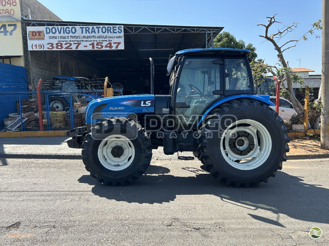 TRATOR LS TRACTOR LS PLUS 100 Tração 4x4 Dovigo Tratores ARTUR NOGUEIRA SÃO PAULO SP