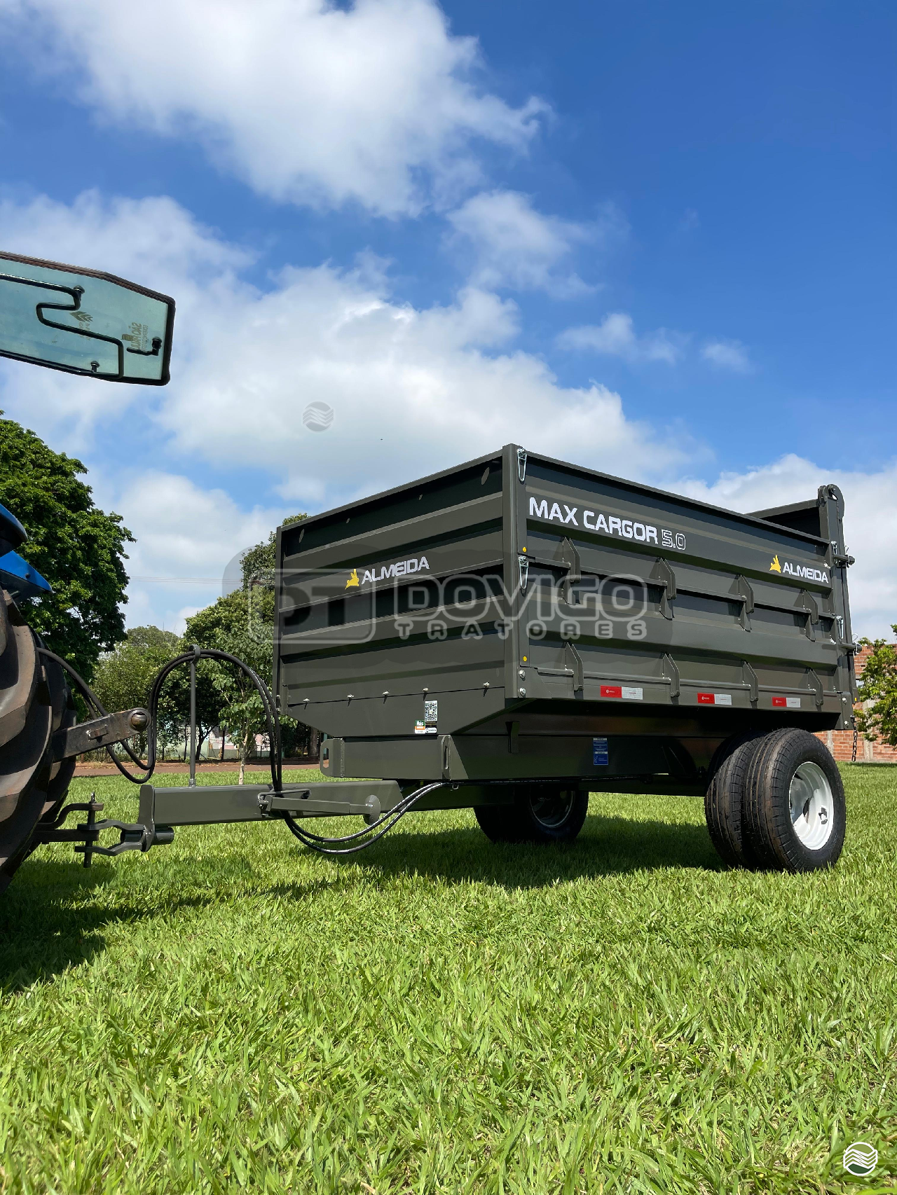 IMPLEMENTOS AGRICOLAS CARRETA AGRÍCOLA CARRETA BASCULANTE Dovigo Tratores ARTUR NOGUEIRA SÃO PAULO SP
