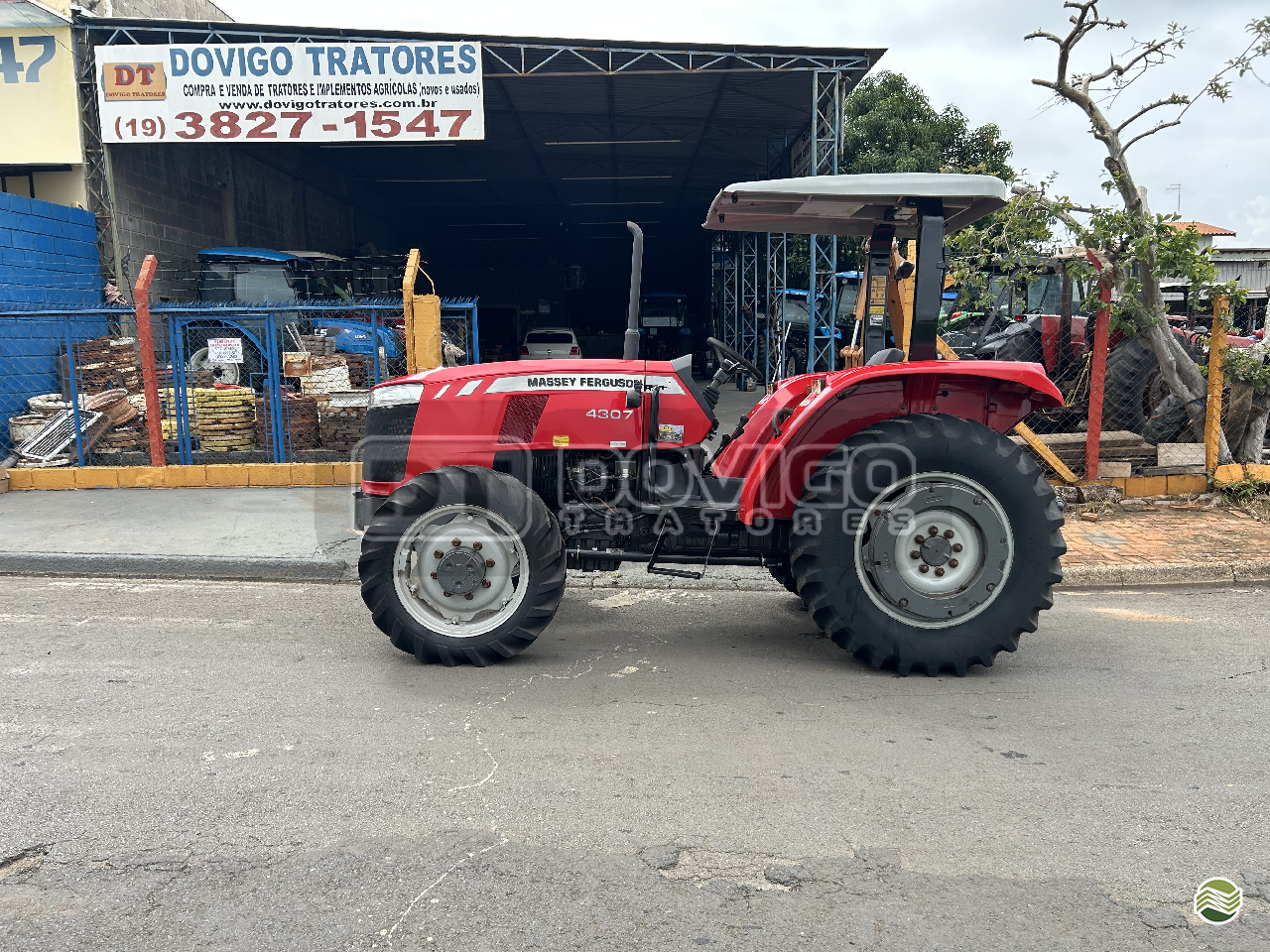 TRATOR MASSEY FERGUSON MF 4307 Tração 4x4 Dovigo Tratores ARTUR NOGUEIRA SÃO PAULO SP