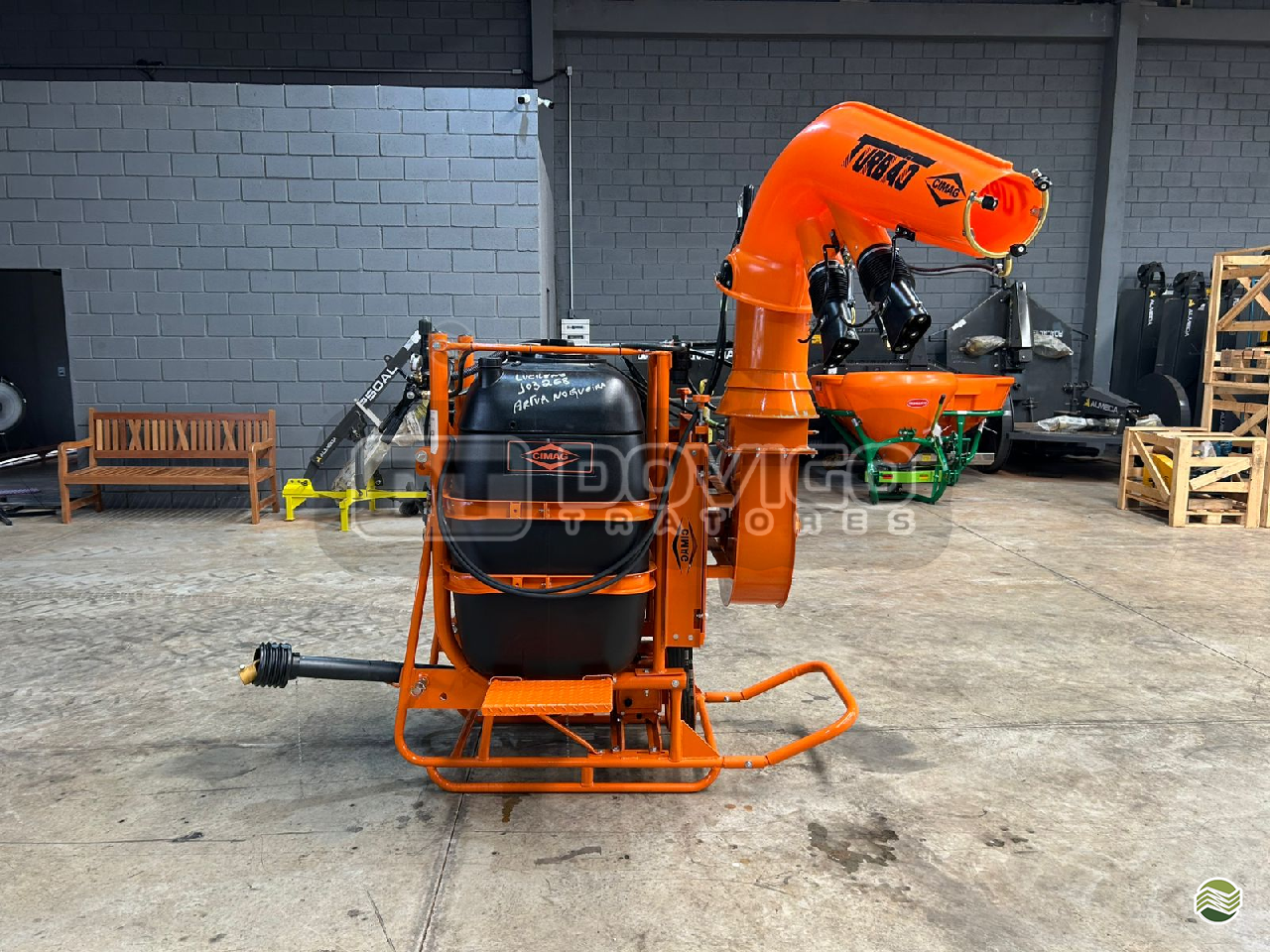 PULVERIZADOR CIMAG 600 L Acoplado Hidráulico Dovigo Tratores ARTUR NOGUEIRA SÃO PAULO SP