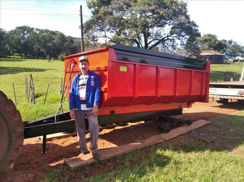 CARRETA AGRICOLA 7 TONELADAS VENDIDA PARA A CIDADE DE BOA VISTA DA APARECIDA - PR. OBRIGADO PELA CONFIANÇA!!! BONS TRABALHOS
