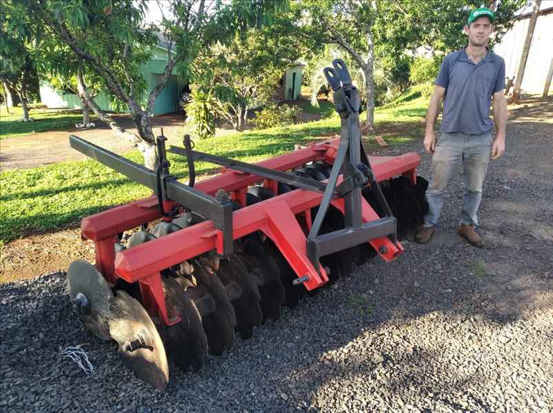 GRADE NIVELADORA 32 DISCOS VENDIDA PARA A CIDADE DE DOIS VIZINHOS. OBRIGADO A SANDRO KUFNER PELA PREFERENCIA. BONS TRABALHOS!!!