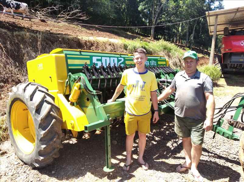 SEMEADEIRA 19 LINHAS, SUPER TATU VENDIDA A FAMILIA LESEIKO DE ENEAS MARQUES/PR.
OBRIGADO PELA PREFERENCIA. BONS TRABALHOS