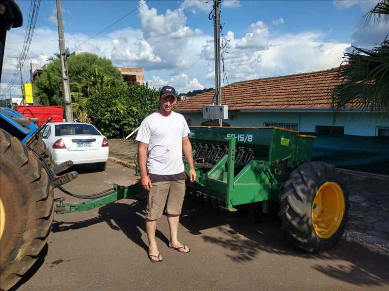 SEMEADEIRA ENTREGUE A FAMILIA MARIANI DA COMUNIDADE DE SÃO VALENTIM, SALTO DO LONTRA-PR. OBRIGADO PELA PREFERENCIA, DESEJAMOS SUCESSO E BONS TRABALHOS!!!