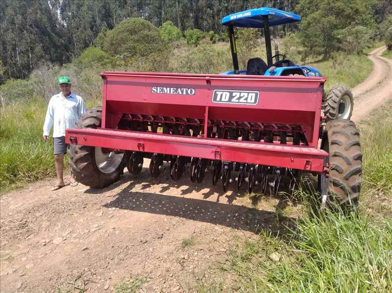 SEMEADEIRA SEMEATO ENTREGUE A FAMILIA DE DARCI FOGAÇA DOS SANTOS DA CIDADE MANGUEIRINHA-PR, OBRIGADO PELA PREFERENCIA E DESEJAMOS BONS TRABALHOS!!!