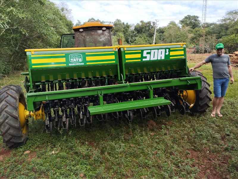 SEMEADEIRA TATU 19 LINHAS ENTREGUE A CATRICIO DA CIDADE DE CAPANEMA-PR, AGRADECEMOS A PREFERENCIA E DESEJAMOS BONS TRABALHOS!!!