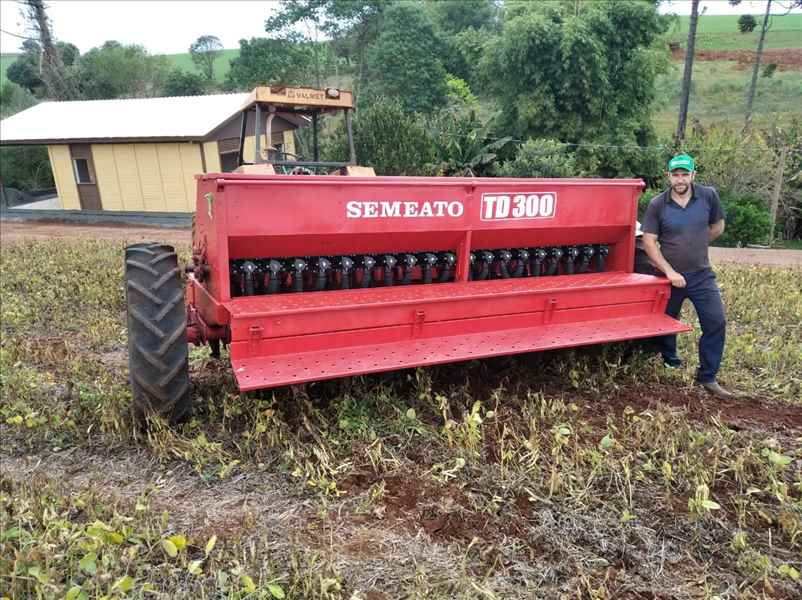Semeadeira entregue a Familia Faccin da Cidade do Vere-Pr. Gratidão......Bons Trabalhos.