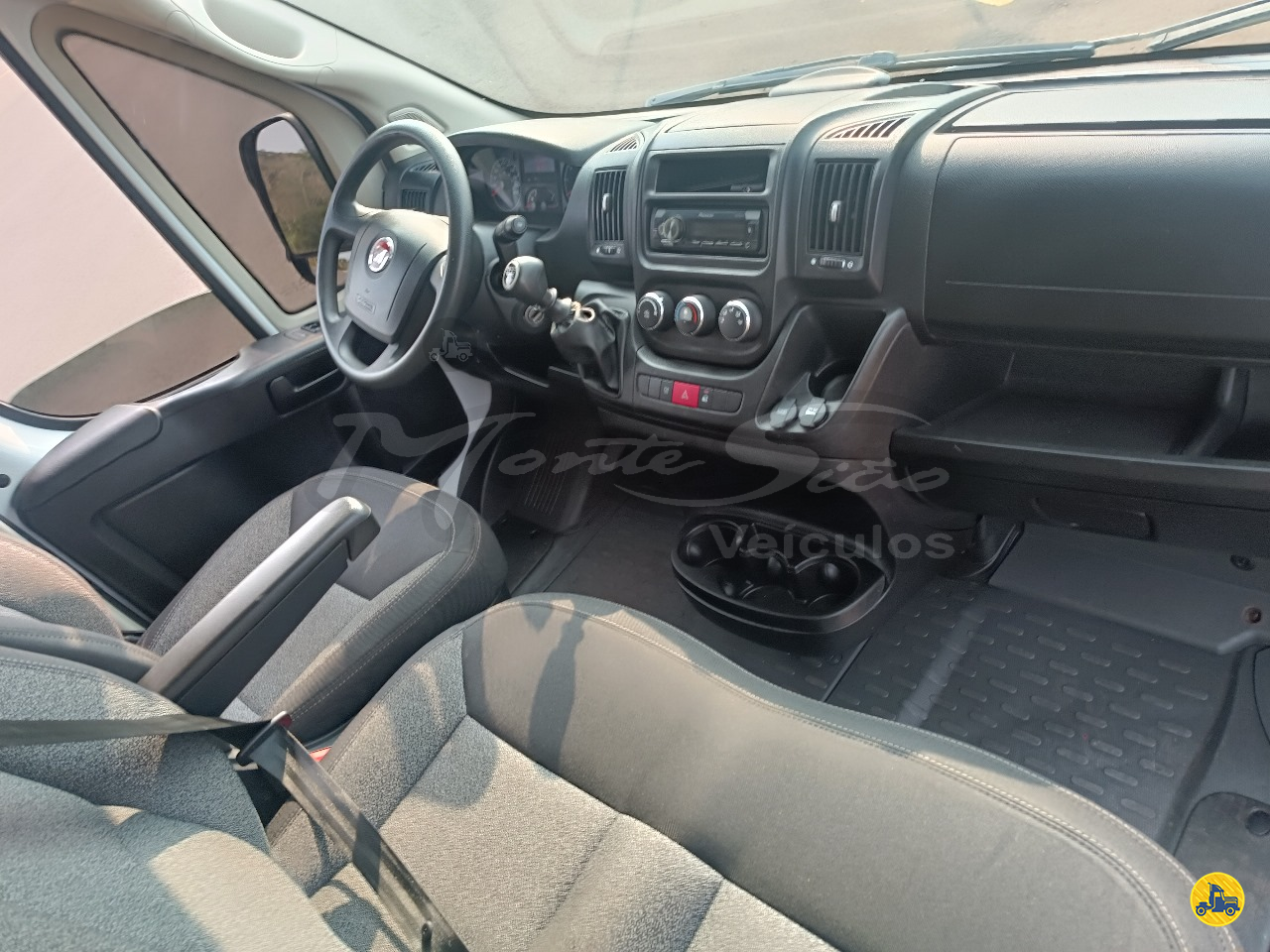 VANS FIAT Ducato Combianato 2.3 Monte Sião Veículos FRANCISCO BELTRAO PARANÁ PR