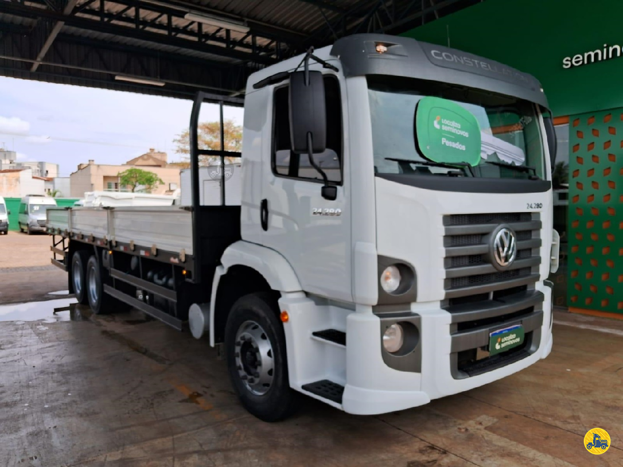 VW 24280 de Localiza Seminovos Pesados - Ribeirão Preto