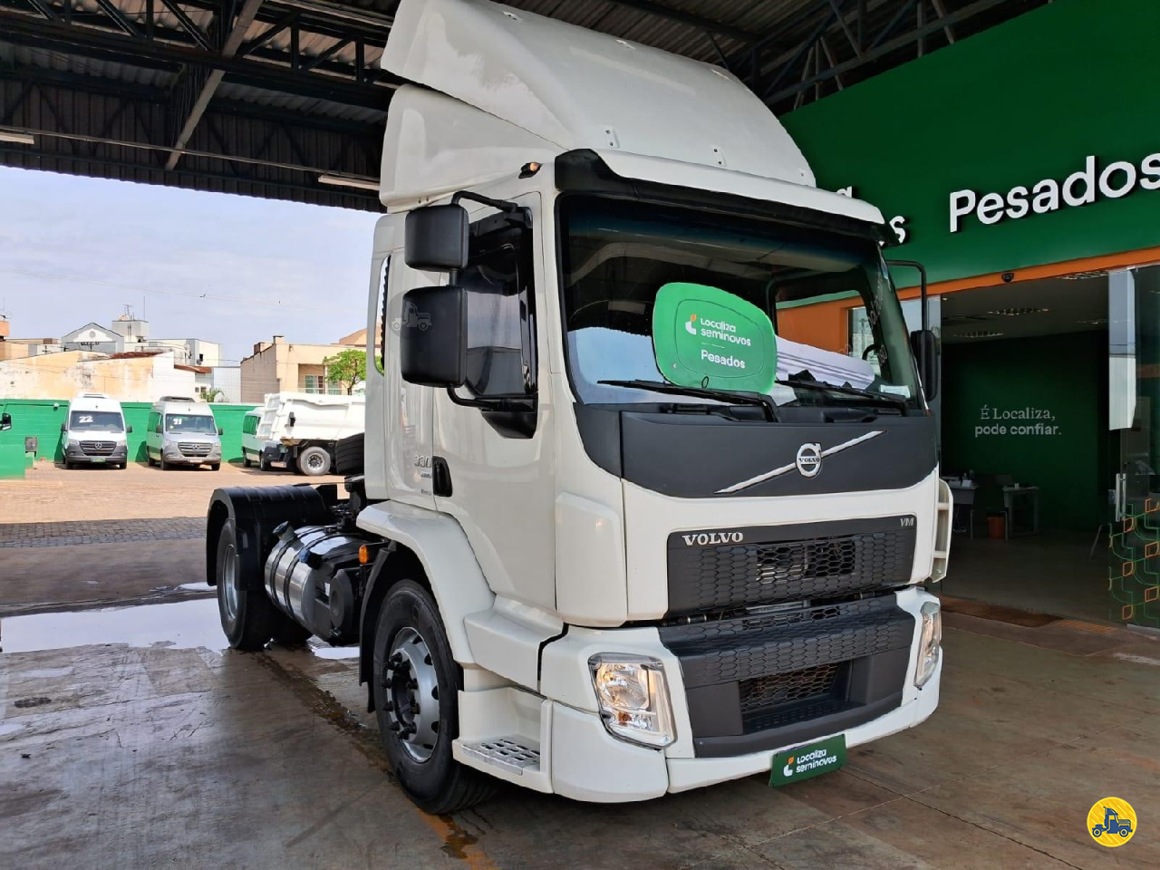 CAMINHAO VOLVO VOLVO VM 330 Localiza Seminovos Pesados - Ribeirão Preto RIBEIRAO PRETO SÃO PAULO SP