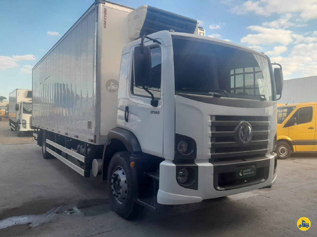 CAMINHAO VOLKSWAGEN VW 17190 Localiza Seminovos Pesados - Campinas CAMPINAS SÃO PAULO SP