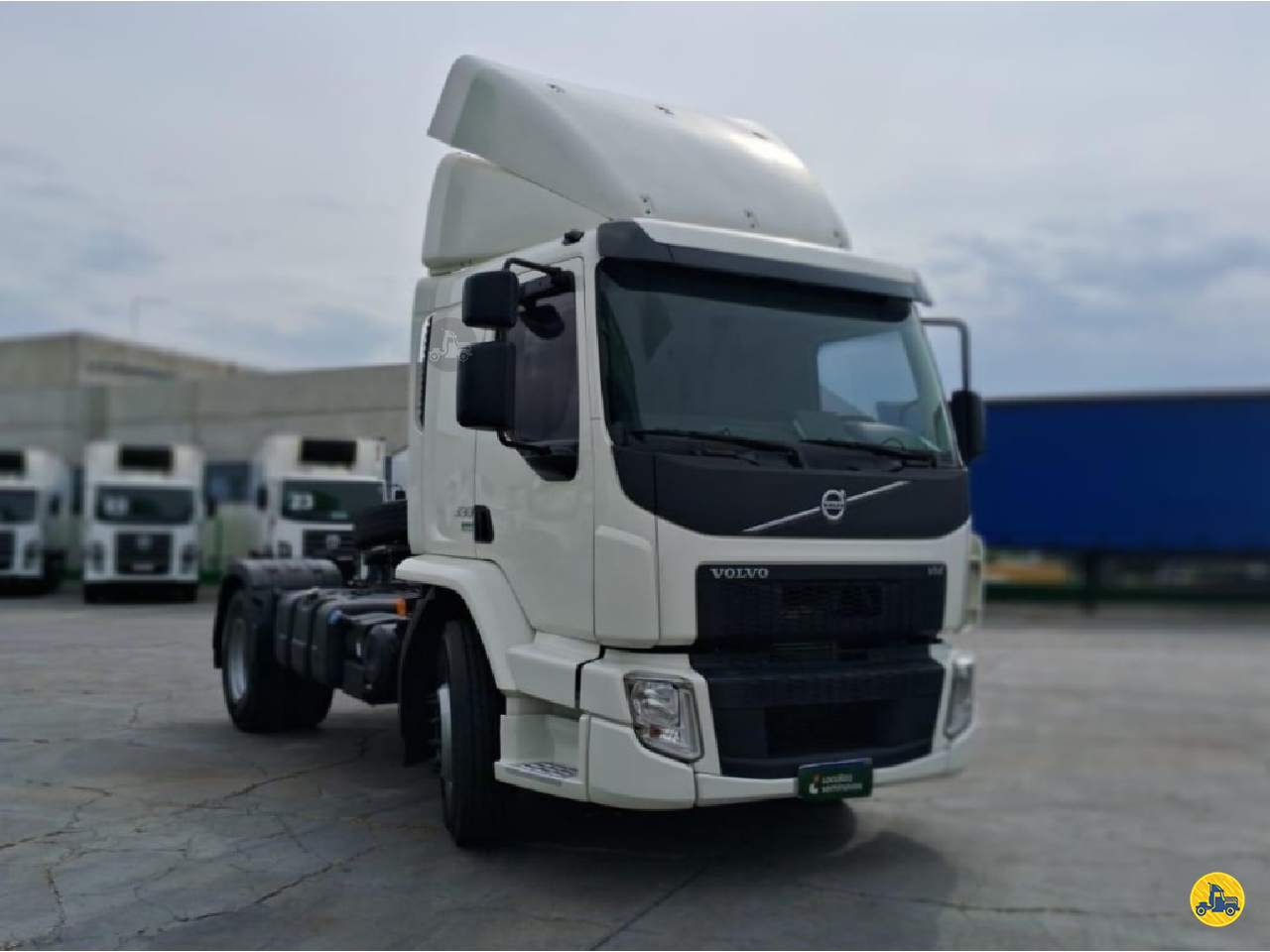CAMINHAO VOLVO VOLVO VM 330 Localiza Seminovos Pesados - Campinas CAMPINAS SÃO PAULO SP