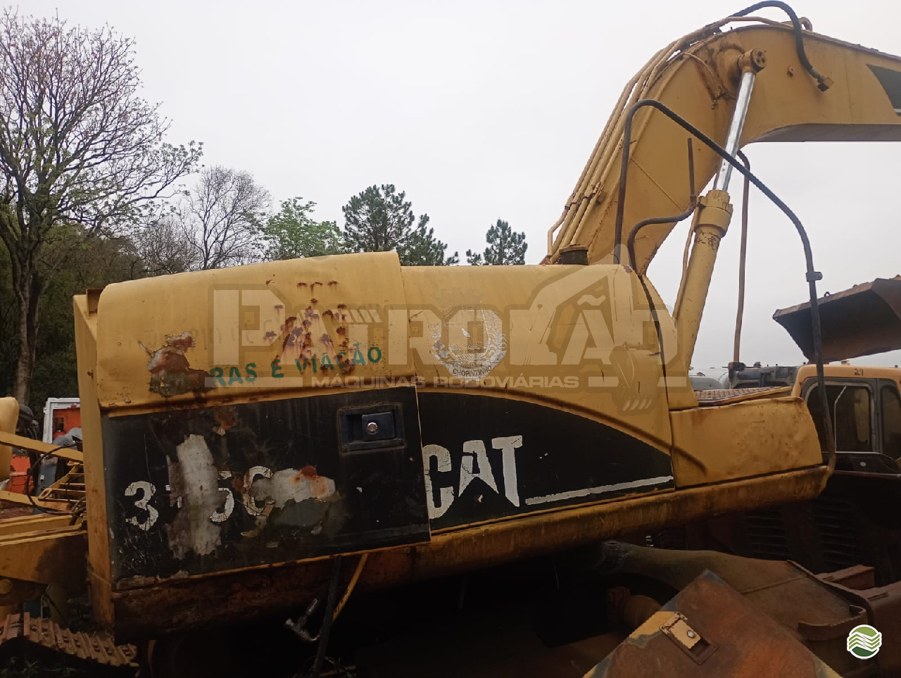 Sucata De Escavadeira Hidráulica caterpillar 315 Para Retirada De peças 