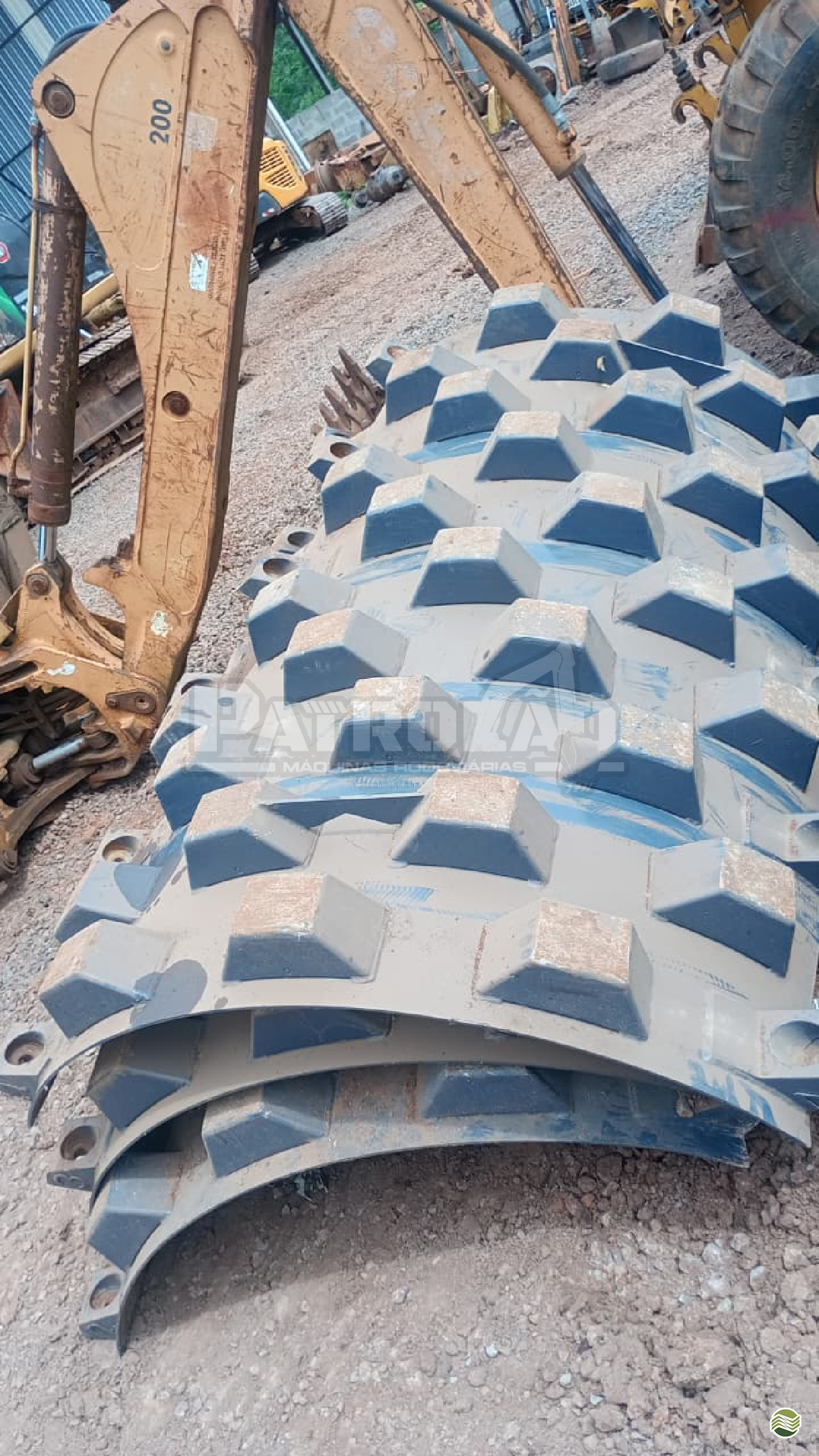 KIT PÉ DE CARNEIRO - ROLO COMPACTADOR XCMG XS123 PDBR 2017 