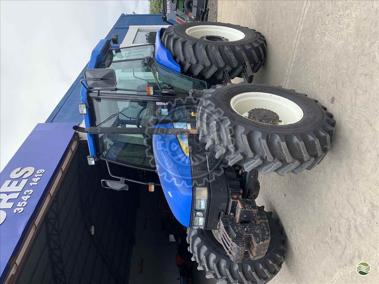 TRATOR NEW HOLLAND NEW TL 75 Tração 4x4 RD Tratores PAULO FRONTIN PARANÁ PR