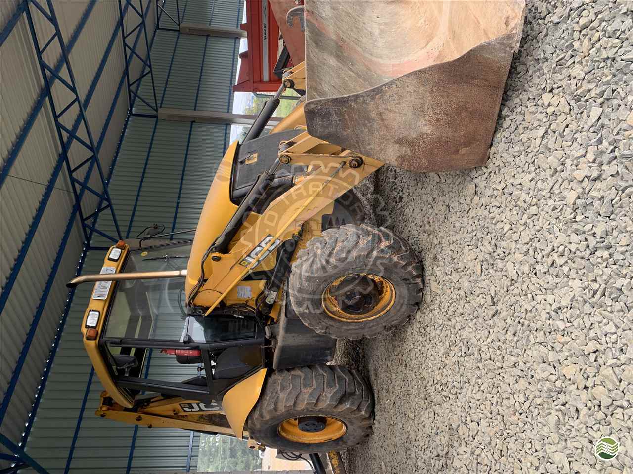 RETRO ESCAVADEIRA JCB 3C Tração 4x4 RD Tratores PAULO FRONTIN PARANÁ PR