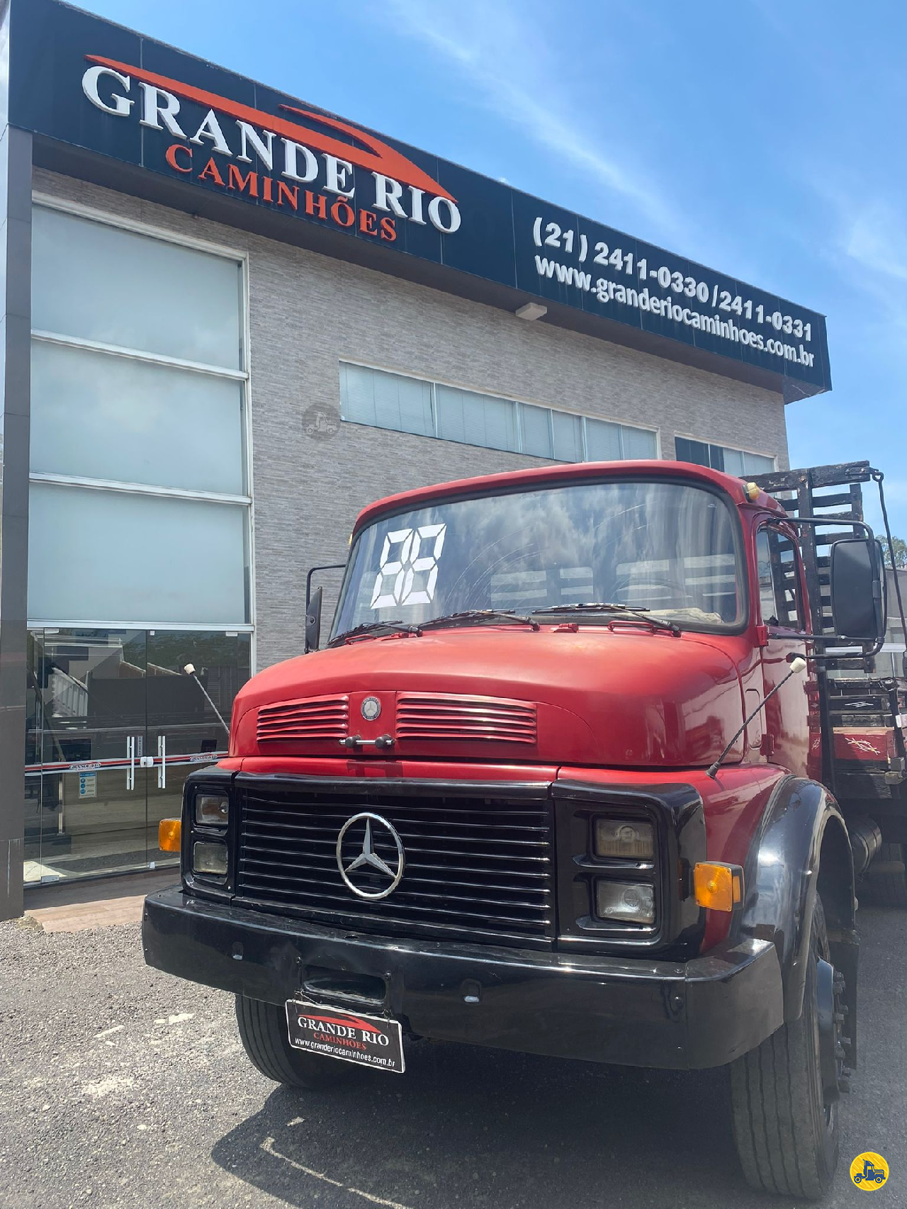 CAMINHAO MERCEDES-BENZ MB 2014 Carroceria Cabine Suplementar Truck 6x2 Grande Rio Caminhões RIO DE JANEIRO RIO DE JANEIRO RJ