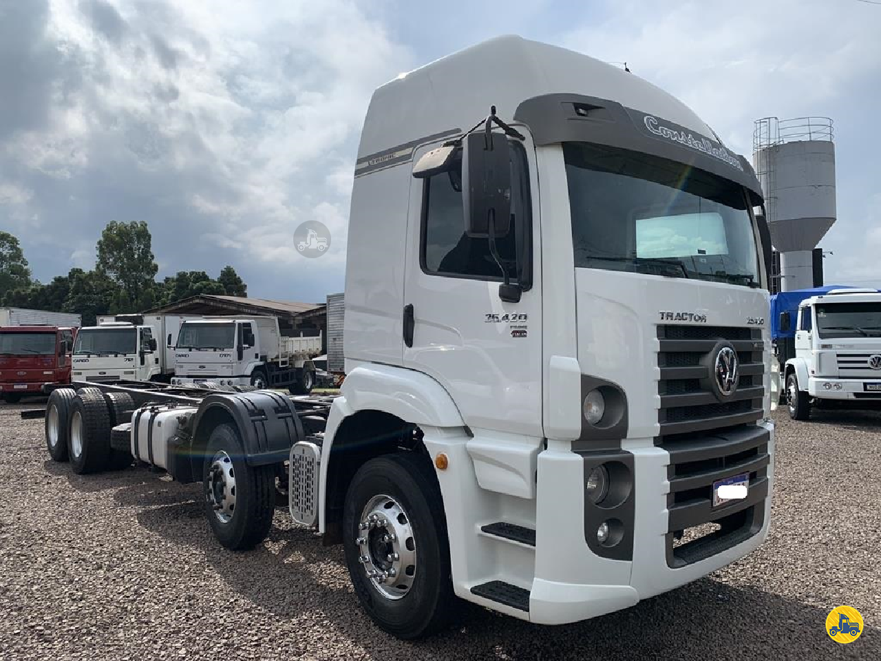 CAMINHAO VOLKSWAGEN VW 25420 Chassis BiTruck 8x2 Viacam Caminhões CASCAVEL PARANÁ PR