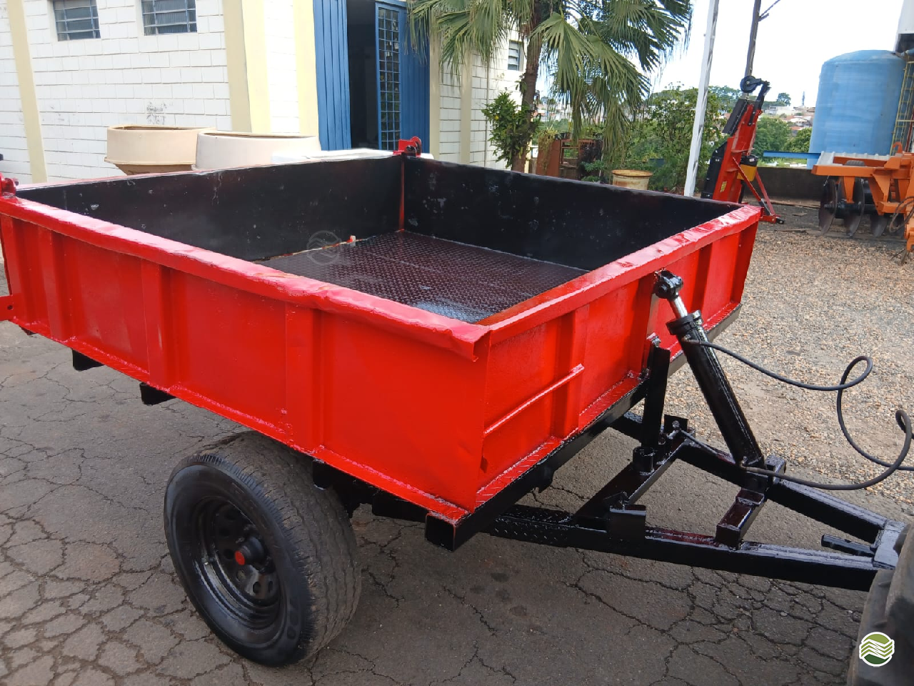 IMPLEMENTOS AGRICOLAS CARRETA AGRÍCOLA CARRETA HIDRAULICA Araras Tratores ARARAS SÃO PAULO SP